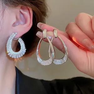 Fashion Copper Zirconia Teardrop Stud Earrings For Women Silver Plated Hollow Geometric Waterdrop Earrings With Silver Earring Post Jewelry Gift