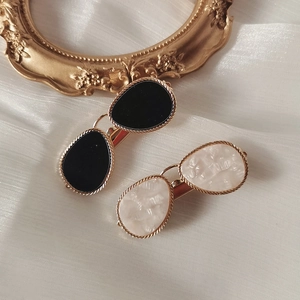 Vintage Sunglasses Shape Hair Clip Alloy Metal Gold Twist Frame Resin Insert Fashion Side Bangs Pin Accessory For Women