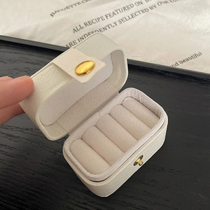 Mini portable cream faux leather jewelry travel case with five ring slots and snap button