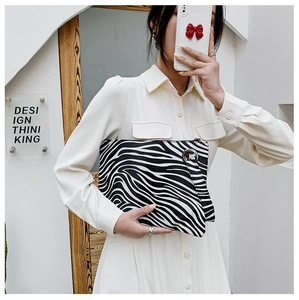 Fashionable zebra print envelope clutch bag with wrist strap and metal ring for women