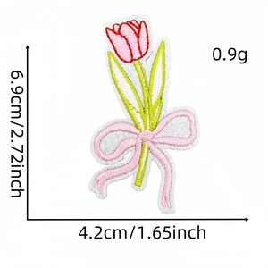 Size specifications for tulip flower embroidery patch showing 6.9cm height and 4.2cm width