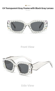Détails des lunettes de soleil gris transparent avec perles et cristaux irisés sur monture