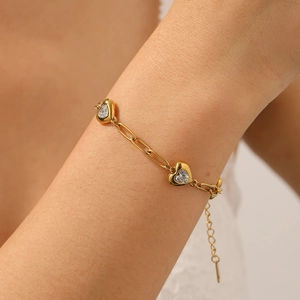 Heart Shaped Zirconia Stainless Steel Bracelet Gold Plated Paperclip Chain For Women Adjustable Elegant