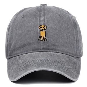 Broderie détaillée d'un Golden Retriever sur une casquette en coton lavé gris foncé