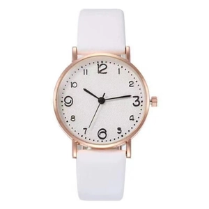 Montre minimaliste pour femme en or rose avec cadran blanc et bracelet blanc lisse