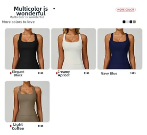 Détail de débardeurs de yoga côtelés en noir, crème, bleu marine et café sur mannequin