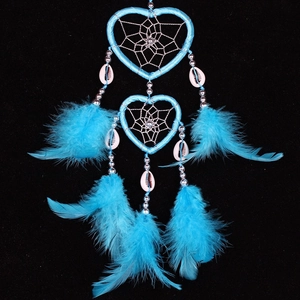 Handmade Heart Shape Dreamcatcher Feather Shell Bead Wall Hanging Decor Romantic Home Ornaments