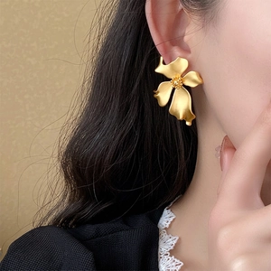 French vintage matte gold flower stud earrings for women with large floral design