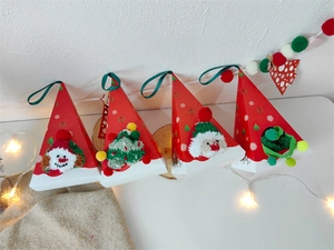 Boîte cadeau de Noël pour chaussettes en molleton avec décorations de bonhomme de neige