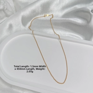 Detail view of 1.5mm gold plated S925 silver chain with length and weight specifications