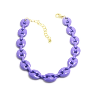 Close-up of lavender mariner link chain with gold-plated lobster clasp and extender
