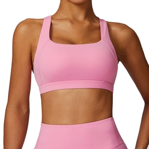 Reggiseno sportivo rosa con scollo quadrato e spalline larghe per yoga e fitness
