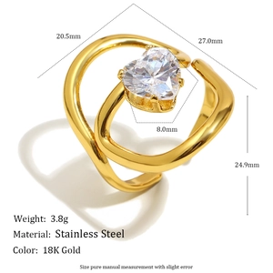 Bague spirale en acier inoxydable plaqué or 18K avec deux fleurs en zircon au style épuré