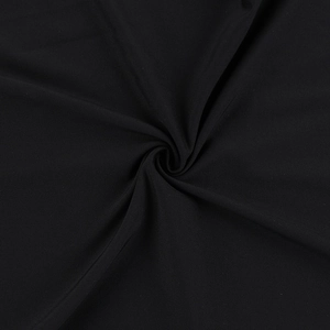 Makro-Detail von hochwertigem schwarzem Textilgewebe mit feiner Webart und seidigem Glanz