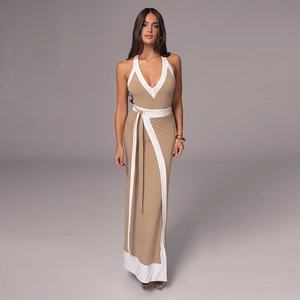 Robe longue élégante kaki à col en V avec bordure blanche et lien à la taille pour vacances