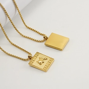 Colliers en acier inoxydable 18K doré avec pendentifs carrés et gravure du Bélier