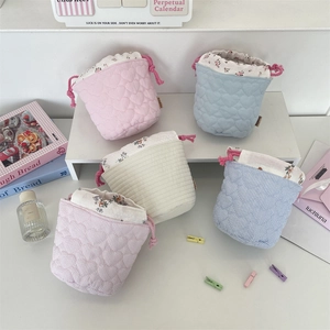 Quilted Heart Pattern Drawstring Storage Bag Floral Lining Mini Bucket Makeup Pouch Desktop Jewelry Organizer For Women