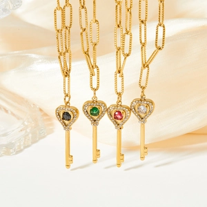 Heart Key Pendant Necklace Stainless Steel Paperclip Chain Mini Lock Charm Gold Plated Rhinestone Vintage Elegant Jewelry Women