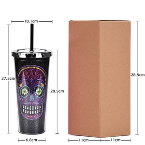 Double-layer plastic skull straw cup with dimensions shown next to the packaging box