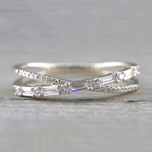 Anillo de Cruz de Circonia de Cobre Minimalista para Mujer Anillo de Dedo Índice Geométrico con Micro Incrustaciones Joyería de Moda