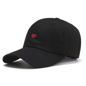 Baseball Cap Cotton Breathable Casual Hat Small Heart Embroidery Adjustable Unisex Outdoors Fashion Sunshade Dad Hat