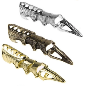 Gothic punk metal armor finger rings in silver, bronze, and gold with sharp claw tips