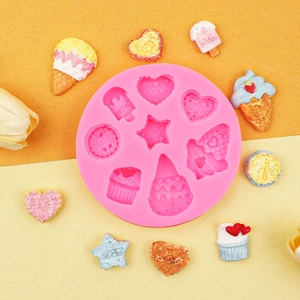 Detaillierte Silikonform für DIY-Desserts mit Herz- und Eiscreme-Motiven