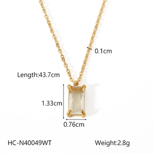 Detail of 18K gold stainless steel necklace with zircon pendant and dimensions specs