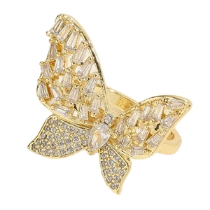 Bague papillon dorée ajustable avec pierres en zircon sur un fond blanc neutre
