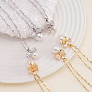 Butterfly Bow Artificial Pearl Pendant Necklace For Women Elegant Copper Zirconia Inlaid Gold Plated Luxury Clavicle Chain