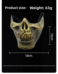 Detailed view of skull mask dimensions showing width 18cm and height 15cm for CS protection
