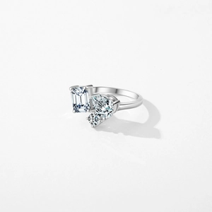 S925 sterling silver ring with emerald, pear, and round cut cubic zirconia stones