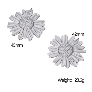 Detailed view of silver sunflower stud earrings with 45mm and 42mm size measurements