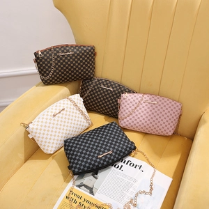 Women Geometric Print Crossbody Bag PU Leather Mini Shoulder Envelope Handbag With Gold Chain Strap For Travel