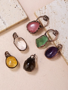 Vintage Natural Gemstone Pendant Handmade Crystal Copper Wire Wrapped Irregular Geometrical Charm Necklace For Women