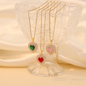Collier Pendentif Cœur Cuivre Acier Inoxydable Zircone Micro Pavé Bijoux De Mode Élégants Pour Femmes Mariage Quotidien
