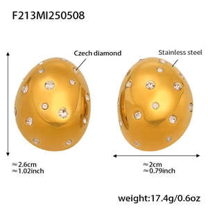 Detailed size chart of gold oval earrings with sparkling Czech diamonds and dimensions