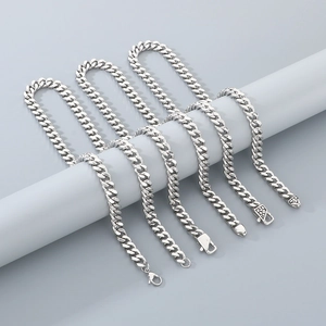 Polished silver stainless steel Cuban link necklaces for men with lobster clasps