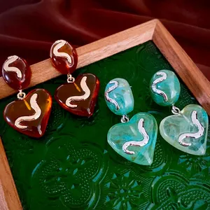Retro Heart Drop Earrings With Silver Earring Post Acrylic Resin Wavy Copper Inlay Elegant Fashion Jewelry For Women