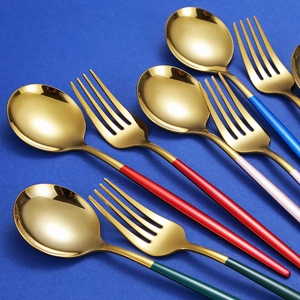 Modern 304 stainless steel cutlery set with gold heads and colorful handles