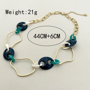 Colorful pig nose chain necklace in gold, blue, and teal with 21g weight and 44cm length