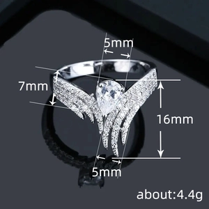 Bague ailes d'ange en argent avec oxyde de zirconium en forme de goutte pour mariage et fête
