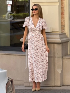Robe Longue Fleurie Col En V Manches Bouffantes Taille À Basque Fente Latérale Vacances D'été Style Français Femmes Polyester