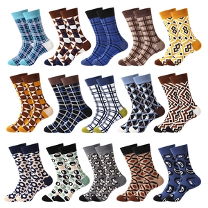 Men Crew Socks Cotton Blend Retro Geometric Plaid Patterns Breathable Sweat Absorbent Mid Calf Trendy Casual Hosiery
