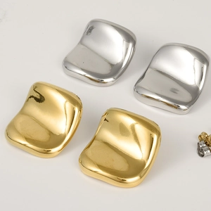 Detailed view of 304 stainless steel minimalist curved square stud earrings in gold and silver