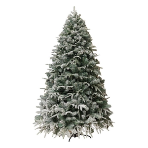 Sapin de Noël vert avec flocage blanc et support robuste en métal noir pour salon
