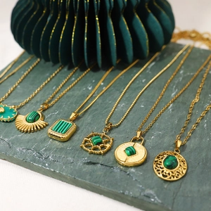 Collier en Acier Inoxydable Plaqué Or 18K Vintage Français Avec Pendentif Imitation Malachite Pour Femme Bijoux Bohème Géométrique