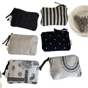 Set of 6 vintage denim canvas mini coin purses with zipper in various stylish patterns