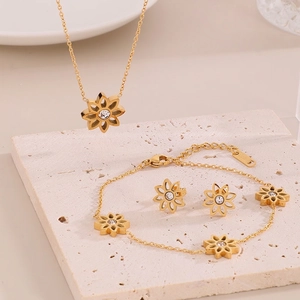 Daisy Flower Necklace Bracelet Stud Earrings With Stainless Steel Earring Post Hollow Out Zircon Women Elegant Floral