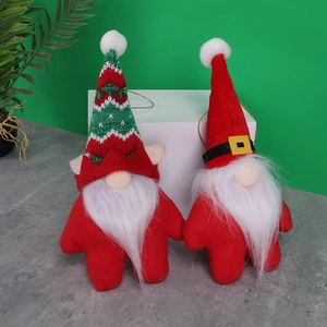 Lot de deux gnomes de Noël en peluche avec chapeaux tricotés et cordons de suspension
